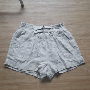 american eagle linin shorts